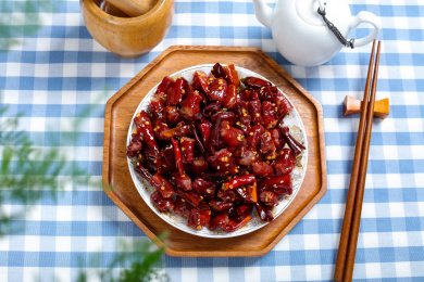 香辣美味下酒菜油炸猪粉肠
