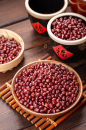 餐盘里的红小豆