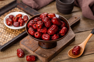 复古风拍摄香酥脆枣