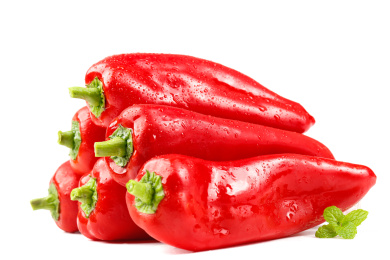 白底上的红菜椒