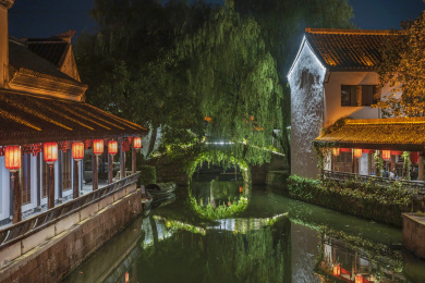 中国浙江绍兴柯岩风景区柯岩鲁镇夜景