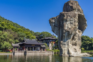中国浙江绍兴柯岩风景区普照寺