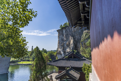 中国浙江绍兴柯岩风景区普照寺财神殿
