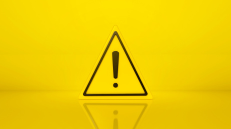 三维渲染的三角形感叹号危险标识牌
