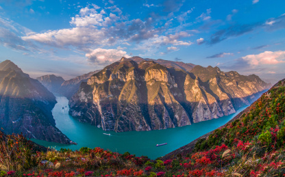 深秋的重庆长江三峡巫峡