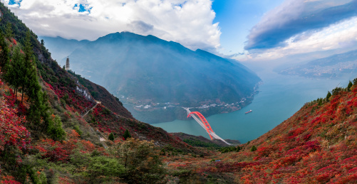 深秋的重庆长江三峡巫峡