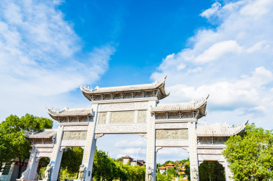 广东梅州千佛塔寺正门牌坊