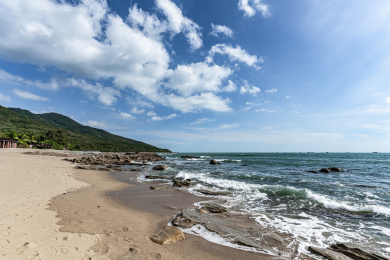中国海南三亚大小洞天旅游风景区海景