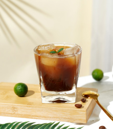 美式咖啡饮品奶茶