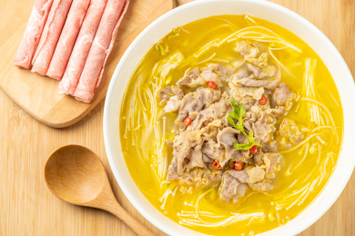 传统美食金汤肥牛