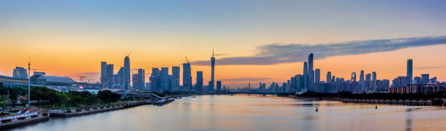 中国广东广州珠江日落全景风光