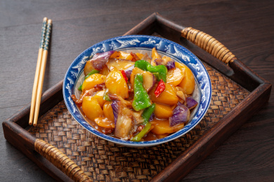 东北传统特色菜地三鲜