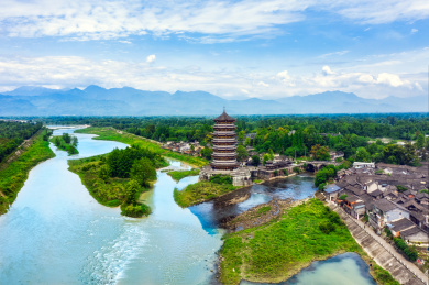 四川成都崇州元通古镇全景航拍图