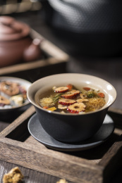 传统饮品盖碗八宝茶