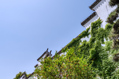 中国徽派建筑墙壁马头墙