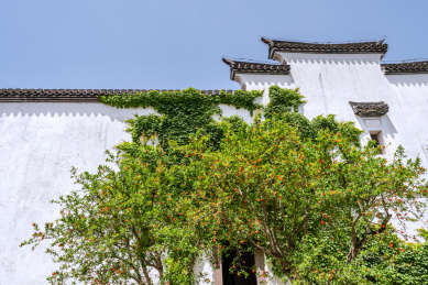 中国徽派建筑墙壁马头墙