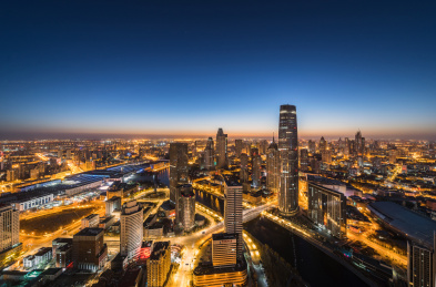中国天津城市夜景海河国际金融中心