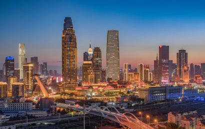 中国天津商业区夜景