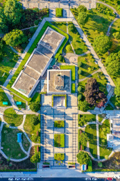 航拍中国河南洛阳周王城天子驾六博物馆