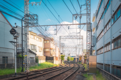 日本京都伏见稻荷新干线建筑风光
