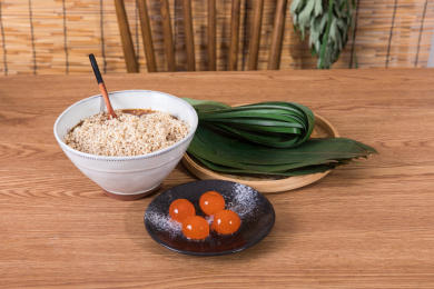 咸蛋黄粽子食材