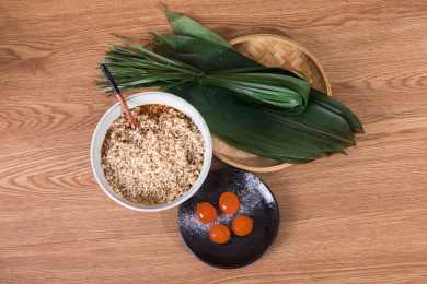 咸蛋黄粽子食材
