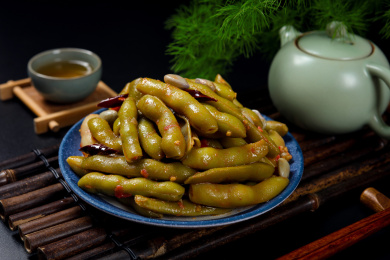 下饭菜肴番茄炒青豆