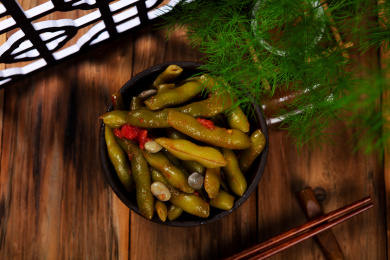 下饭菜肴番茄炒青豆