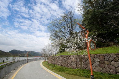 中国浙江杭州市临安区青山湖风光