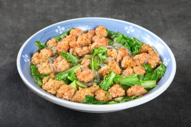 小白菜炖丸子