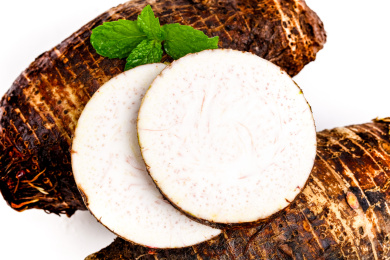 白底上放着荔浦芋头