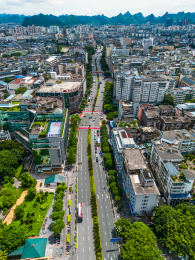 竖屏桂林中区城市建筑