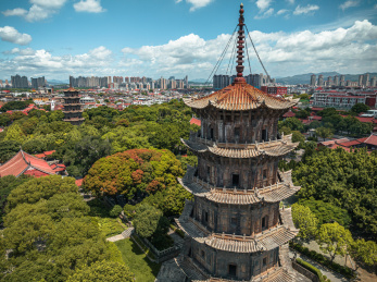 福建泉州鲤城区东西塔开元寺西街航拍