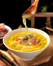 金汤肥牛笋片汤