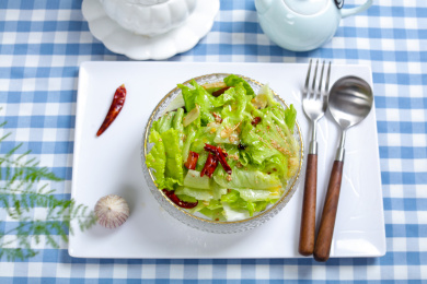 凉拌时蔬菜肴油淋生菜