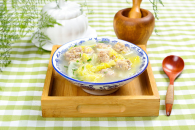 营养美味农家菜白菜肉丸汤