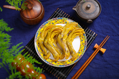 咸香美味小吃美食盐焗卤鸭掌