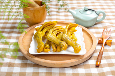 咸香美味小吃美食盐焗卤鸭掌