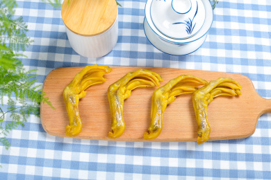 美味小吃下酒菜卤鸭脚