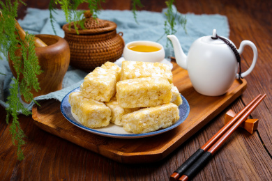 特色糕点小吃奶盖萨其玛