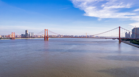 中国湖北武汉鹦鹉洲长江大桥