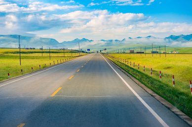 中国甘肃甘南草原风景