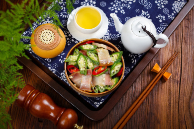 家常小炒菜肴秋葵炒腊肉