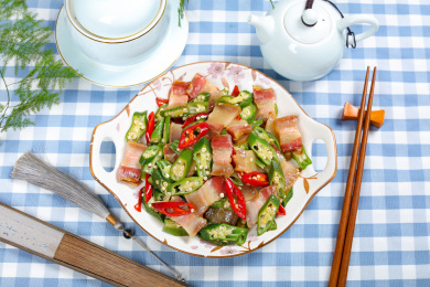 快餐外卖美食菜肴秋葵炒咸肉