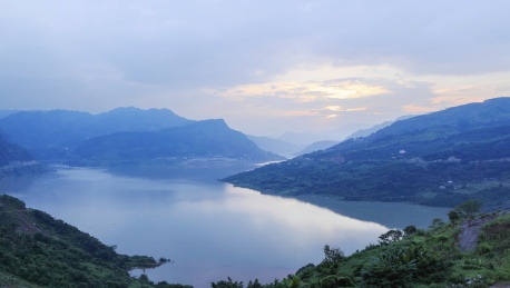 中国四川宜宾金沙江向家坝库区风光