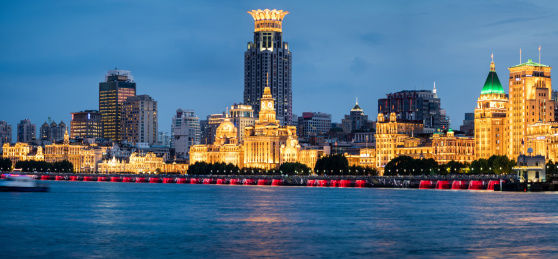 中国上海万国建筑群夜景全景