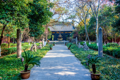 中国安徽合肥包公园包公墓