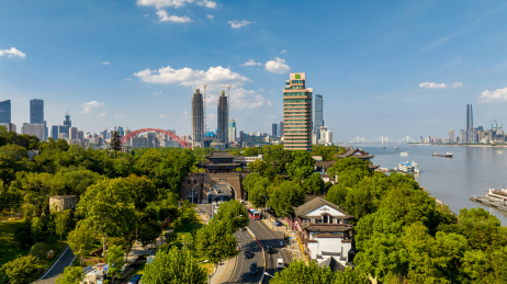 武汉汉阳长江边的晴川阁景区