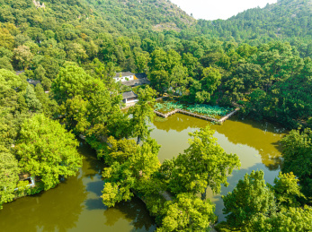中国江苏苏州天平山景区航拍