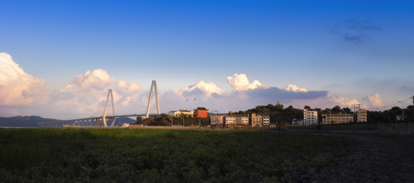 码头跨海大桥日落时刻美景